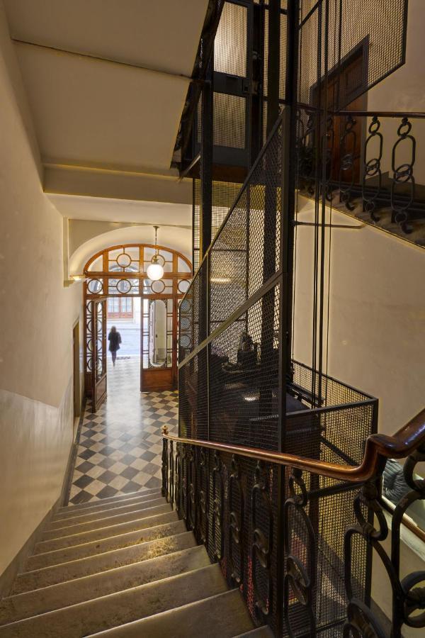 Bed and Breakfast Residenza Mondragone Florencia Exterior foto