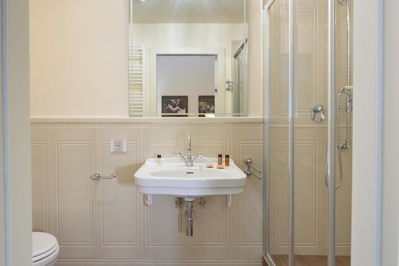 Bed and Breakfast Residenza Mondragone Florencia Exterior foto